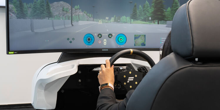 Fraunhofer IESE FERAL Infotainment System and Driving Simulator facilities.